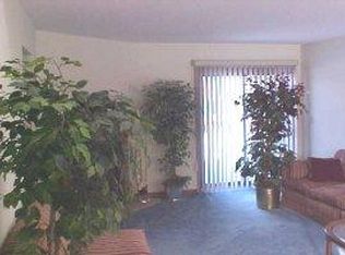 106 Ponderosa Ct, Greentown, PA 18426