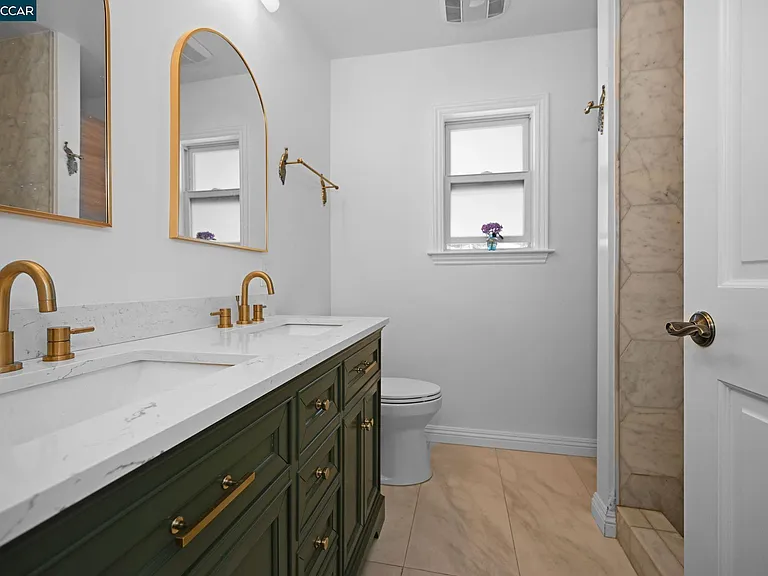 3560 Old Mountain View Dr — Photo 9