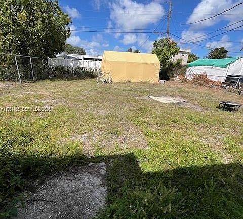 3rd image of 2305 NW 13th Ct