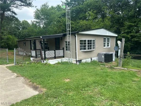 64150 Slade Rd, Cambridge, OH 43725