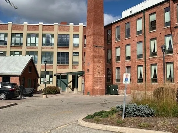26 Ontario St, Guelph, ON N1E 7K1