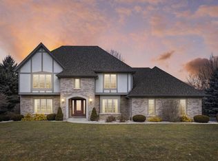 6600 Hidden Creek Rd, Racine, WI 53402