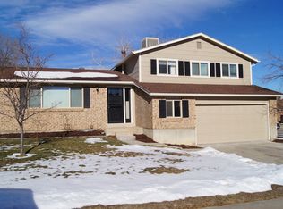 13913 W 73rd Pl, Arvada, CO 80005