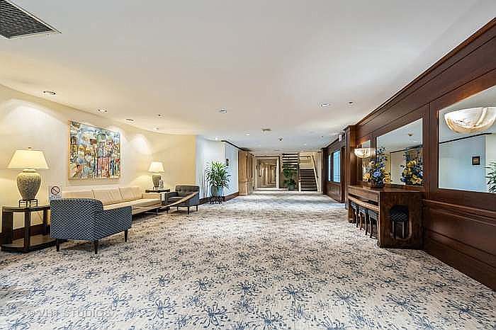 1st image of 4545 W Touhy Ave APT 404