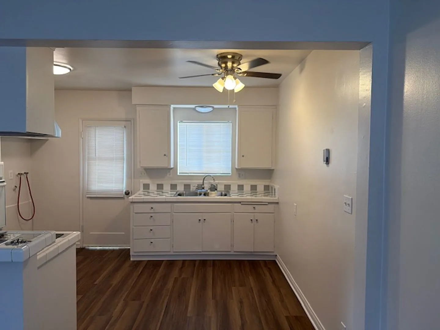 2 Bdrm, 2 Ba Including Garage! — Photo 4