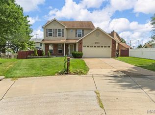 2906 Russet Ct, Florissant, MO 63031