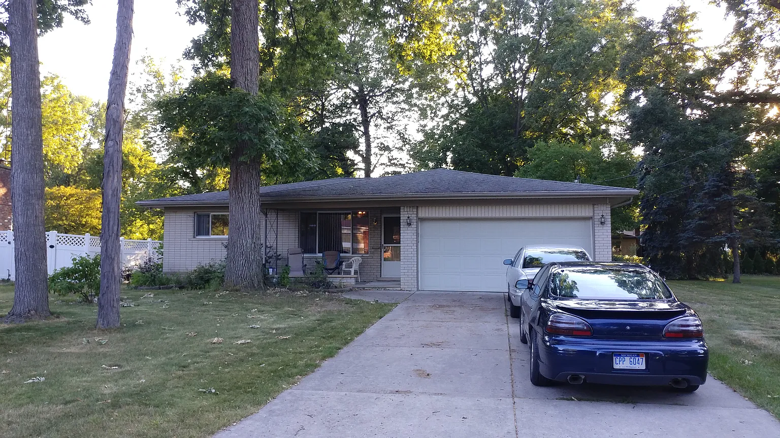 1261 Pickwick Pl photo 1