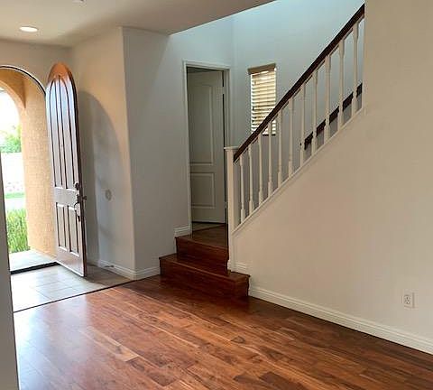 2nd image of 26260 Long St