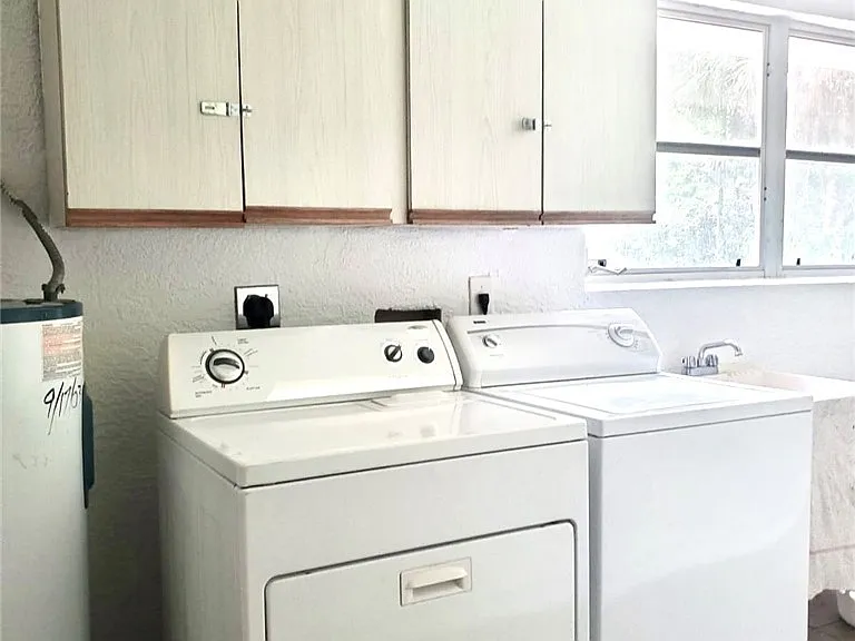 740 19th St SW — Photo 30