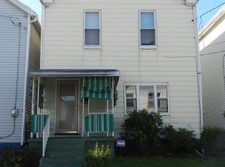 106 18th St, Vandergrift, PA 15690