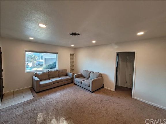 3rd image of 15512 Crossdale Ave