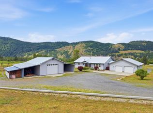2386 Woodlark Way, Evans, WA 99126