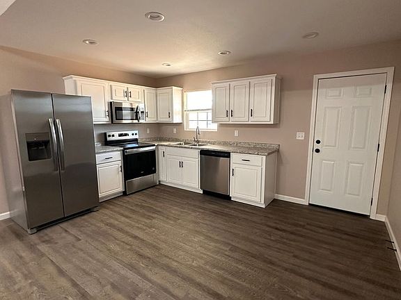 2nd image of 1228 Orange St