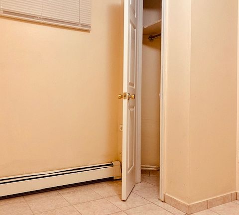 5th image of 25-33 43rd St #B