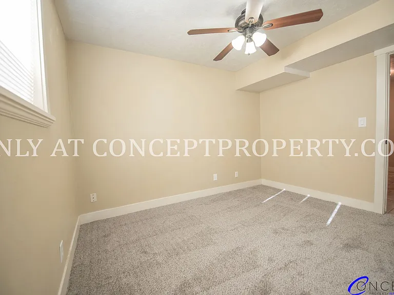 Cottonwood Heights — Photo 26
