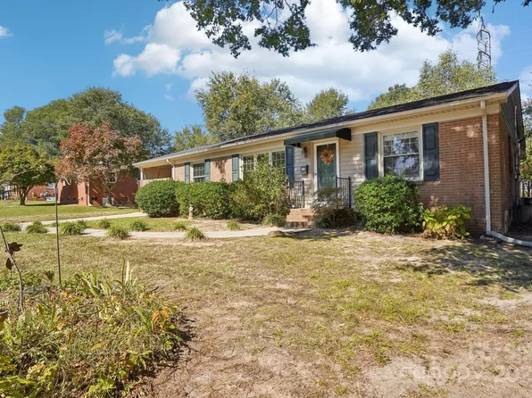 1026 Holly Dr, Gastonia, NC 28054