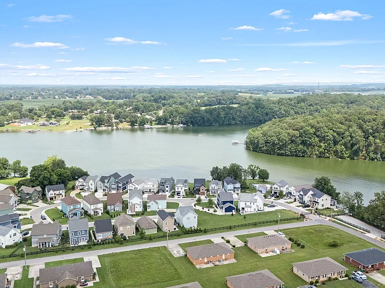 58 Barefoot Ln — Photo 48