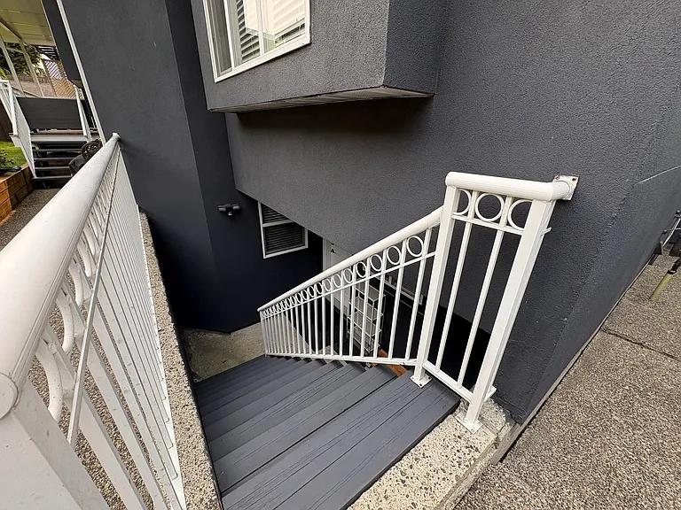508 Duthie Ave — Photo 11