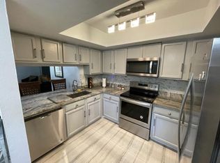 1765 Courtyard Way APT 202, Naples, FL 34112