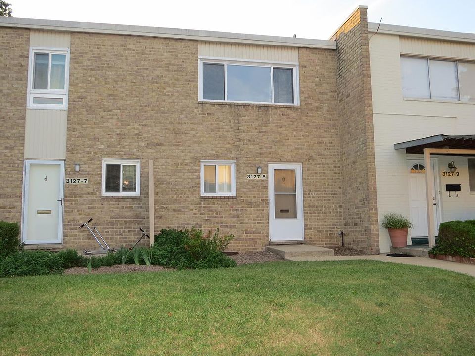 3127-8 University Blvd
