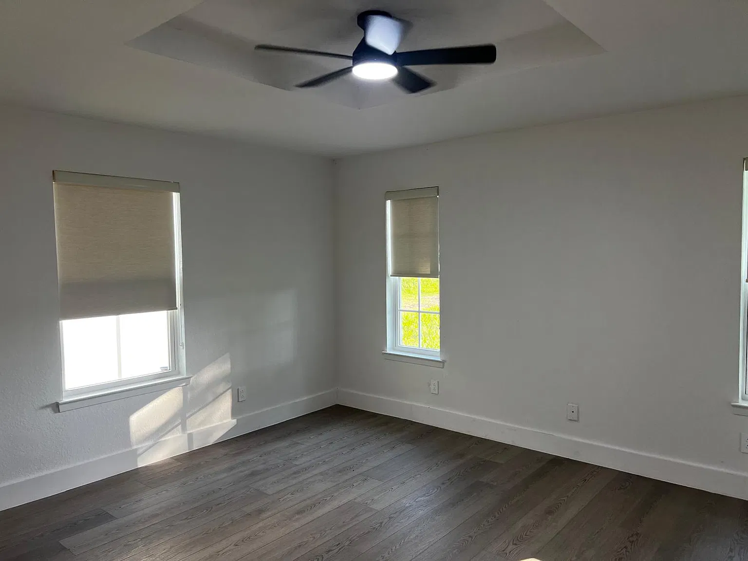 3 bed, 1344 sqft, $2,300 — Photo 2