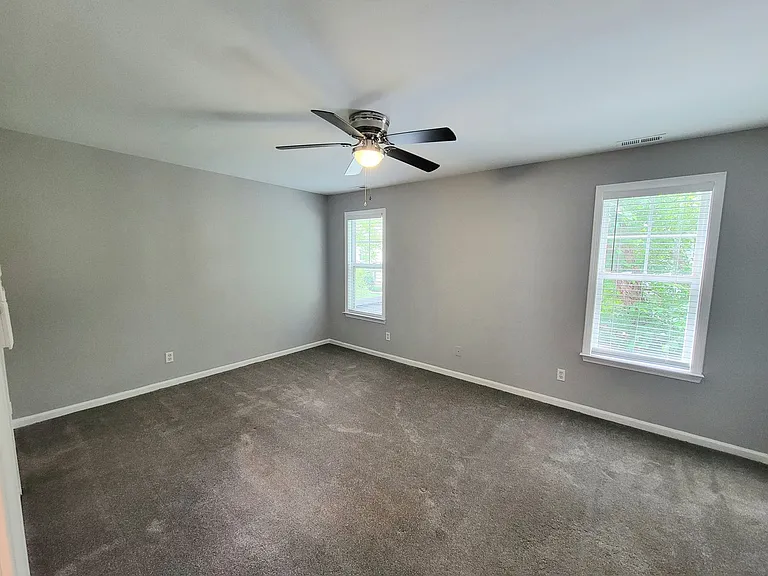 14910 Scothurst Ln — Photo 17
