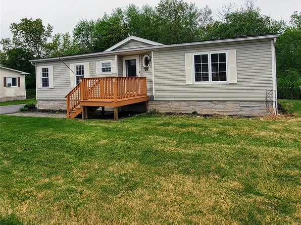 34 Kens Way, Hyde Park, NY 12538