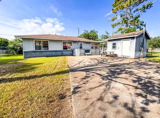 116 W Mahan St, Richwood, TX 77531