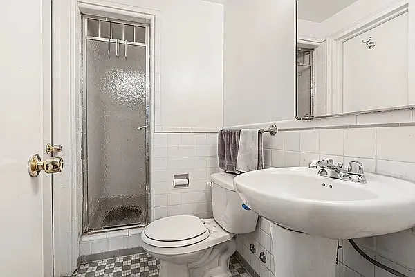 Rented by Oxford Property Group | media 15