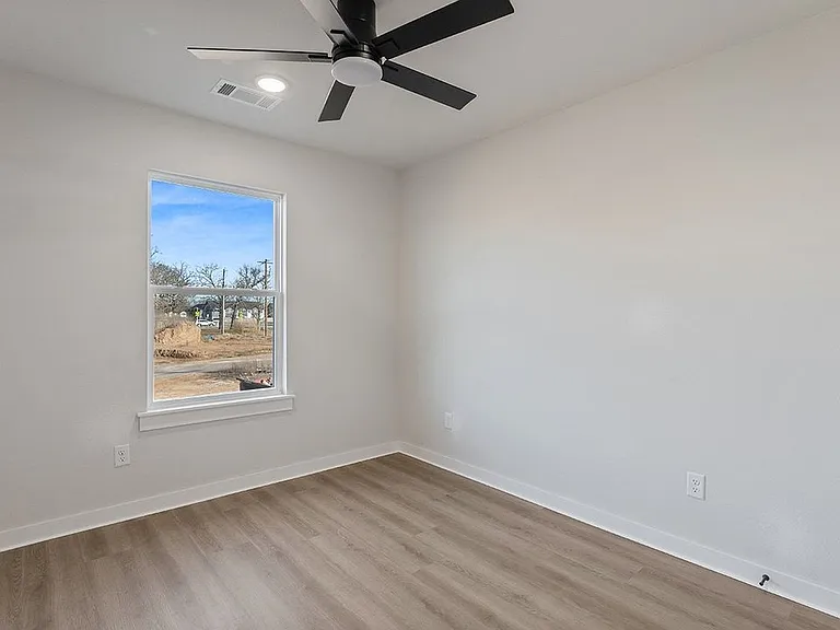 1713 Cuppett Cir — Photo 7
