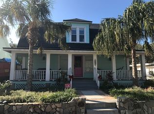 404 N Peninsula Ave, New Smyrna Beach, FL 32169