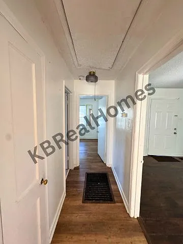 2601 Kenner Ave — Photo 9