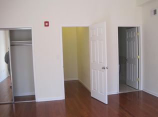 1638 South St APT 4, Philadelphia, PA 19146