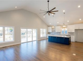 737 W Main St, West Haven, CT 06516