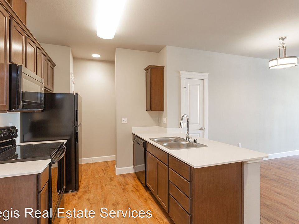 2nd image of 6979 Birdseye Ave NE #8881458
