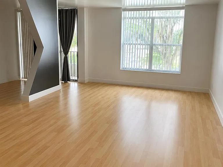 3790 Inverrary Dr #2Z — Photo 9