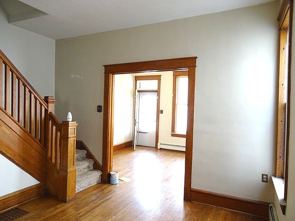 Dining Area & Staircase