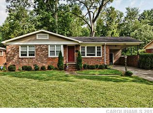 1135 Tarrington Ave, Charlotte, NC 28205