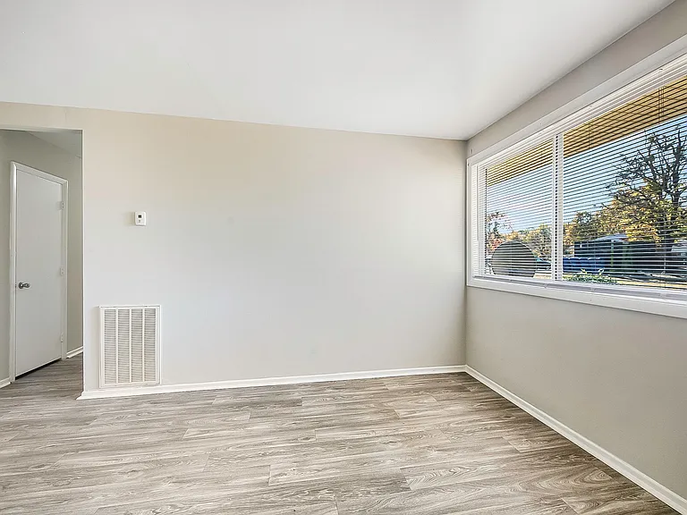2209 Cockran St SW #C2209 — Photo 7