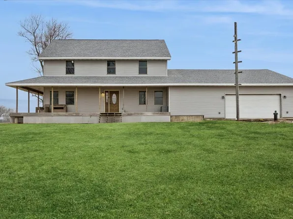 3326 Hayes Rd, Steward, IL 60553