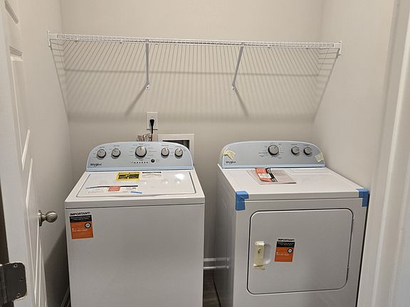 3rd image of 1119 Adirondac Way