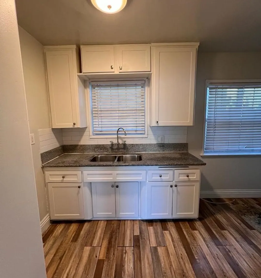 1 bed, $1,695 — Photo 2