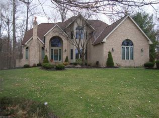 20823 Fawnhaven Dr, North Royalton, OH 44133