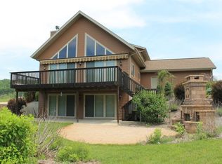 N2561 Hodgett Ct, Waupaca, WI 54981