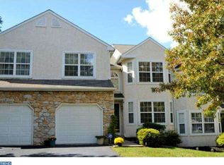 104 Larkspur Ln, Maple Glen, PA 19002