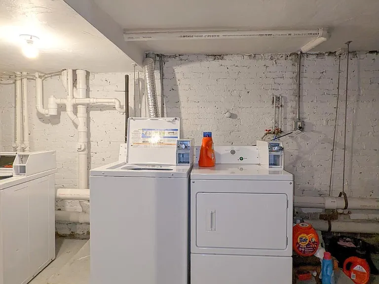 304 Western Ave #1 — Photo 24