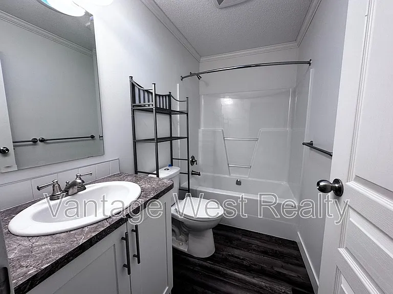 5235 Chase Rd — Photo 19