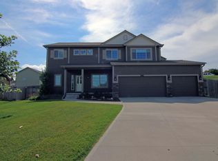 5156 N 174 Avenue Cres, Omaha, NE 68116