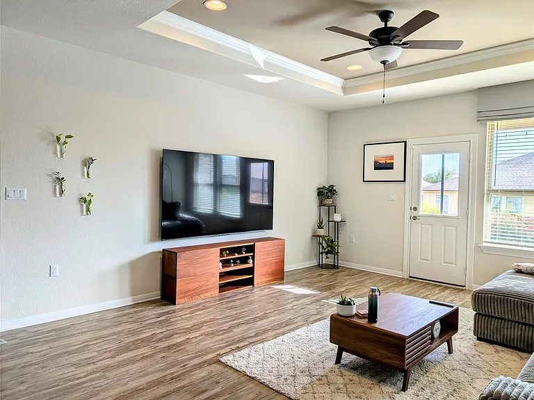 511 Hoot Owl Ln S — Photo 11