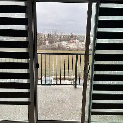 2 bed, 2.0 bath, 960 sqft, $1,645 — Photo 4